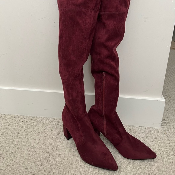 Over-the-knee suede boots - Le Chateau - Picture 1 of 3